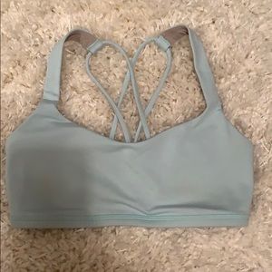 Lululemon Free to Be Bra